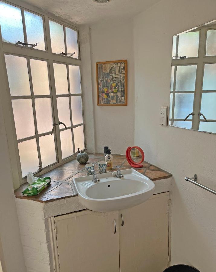 Weaver Cottages Harare Extérieur photo