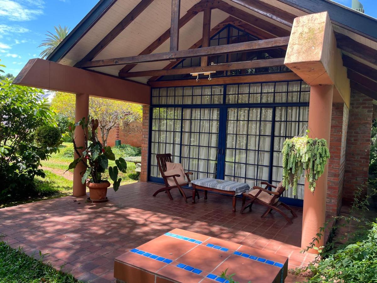Weaver Cottages Harare Extérieur photo